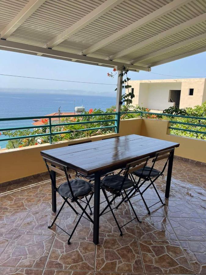 Sevilia Rooms Qeparo Bagian luar foto