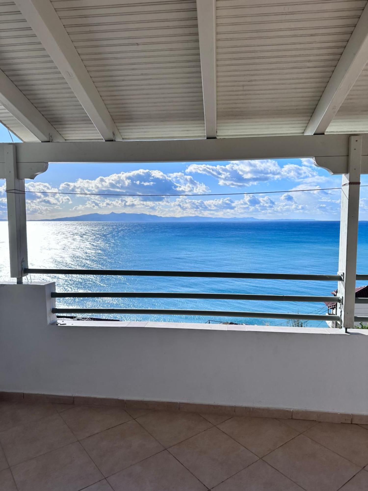 Sevilia Rooms Qeparo Bagian luar foto