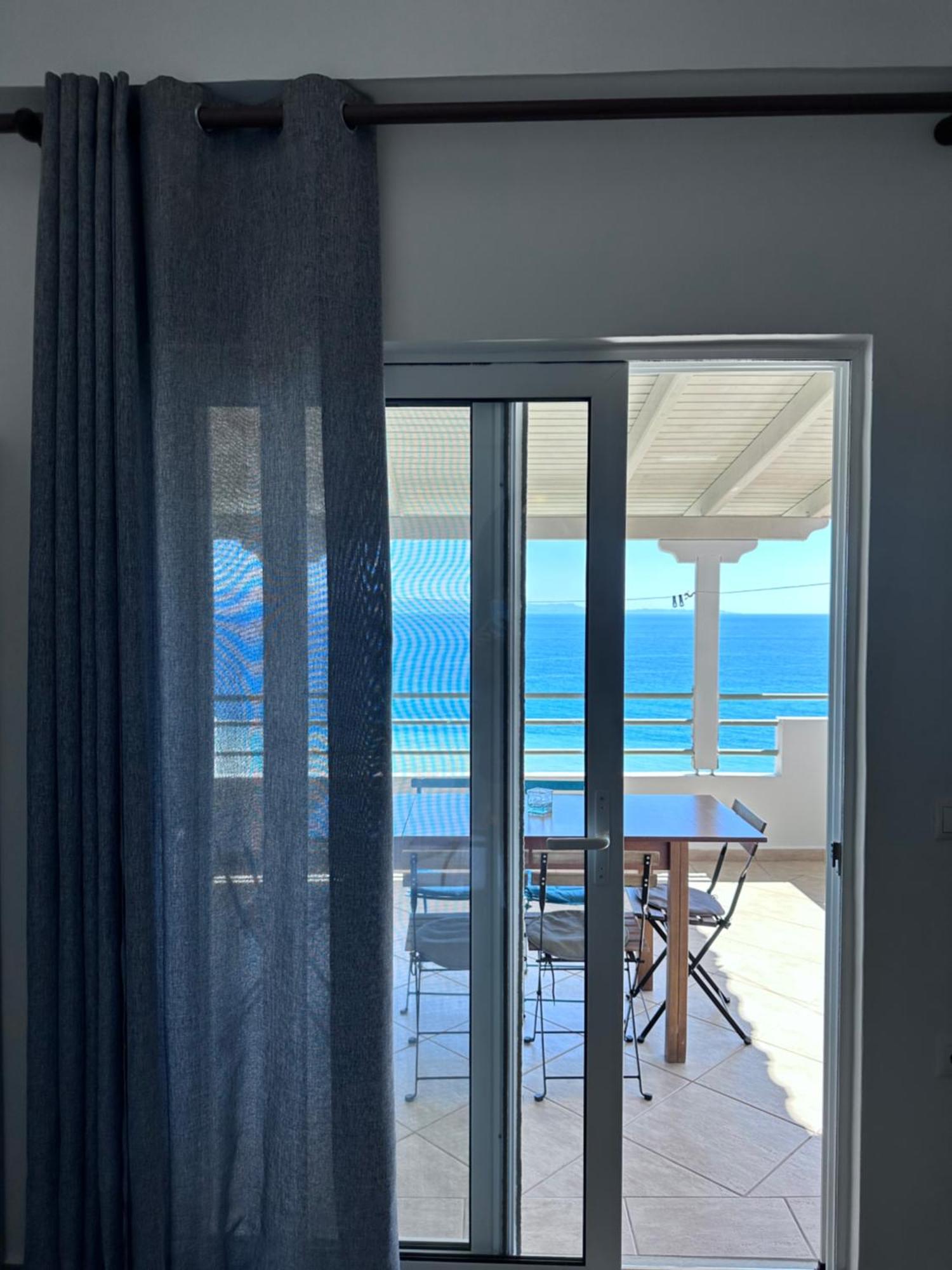 Sevilia Rooms Qeparo Bagian luar foto