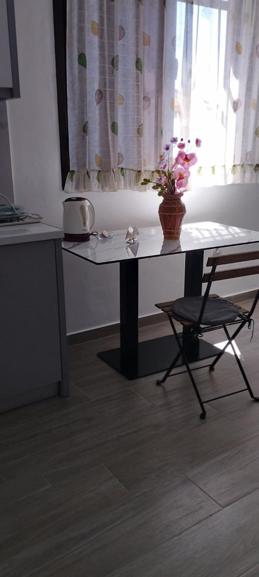 Sevilia Rooms Qeparo Bagian luar foto