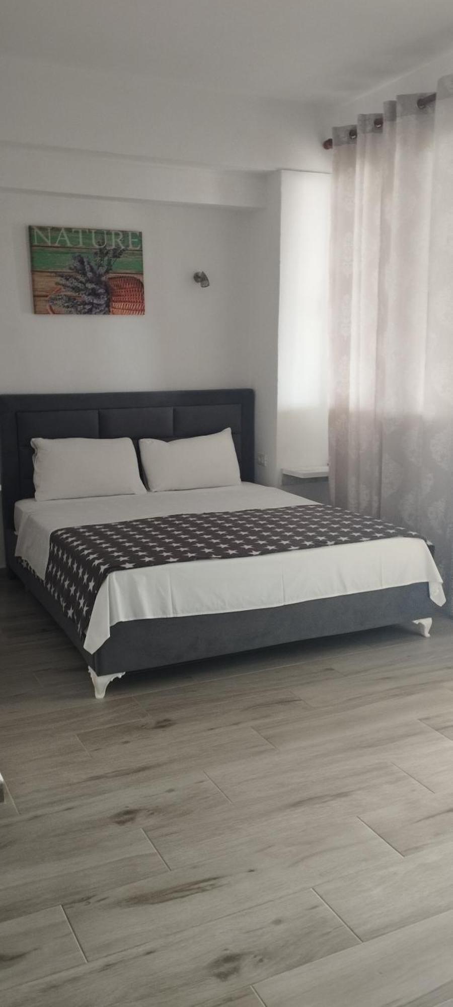 Sevilia Rooms Qeparo Bagian luar foto